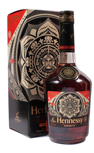 фото коньяк Hennessy VS by Shepard Fairey 0,7 л