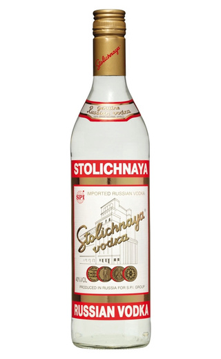 фото водка Stolichnaya 0,5 л