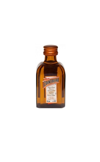 фото Cointreau 0,05 л