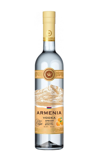 фото водка Armenia Apricot 0,5 л