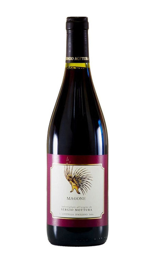 фото вино Sergio Mottura Magone Pinot Nero 2015 0,75 л