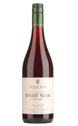 Вино Felton Road Pinot Noir Cornish Point 2018 0,75 л