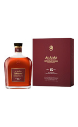 Коньяк Арарат Васпуракан